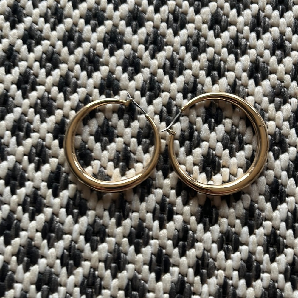 Gold tone hoop earrings- costume jewelry